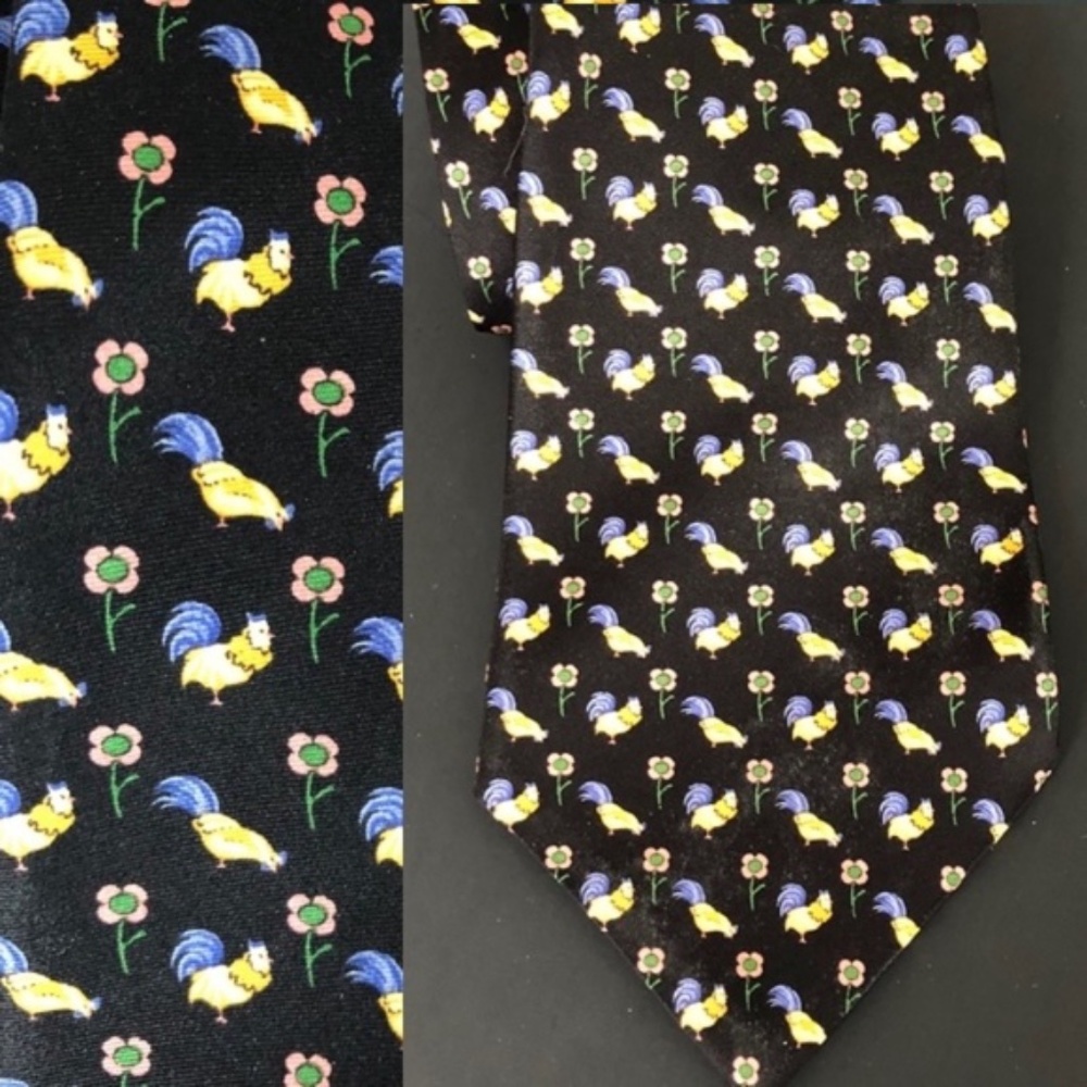Vintage Tommy Hilfiger Tie w/ Rooster Pattern